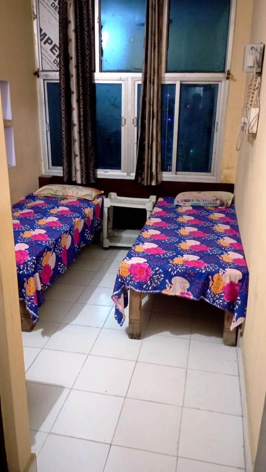 Tiwari Palace Modern Vision Guest House 바라나시 외부 사진
