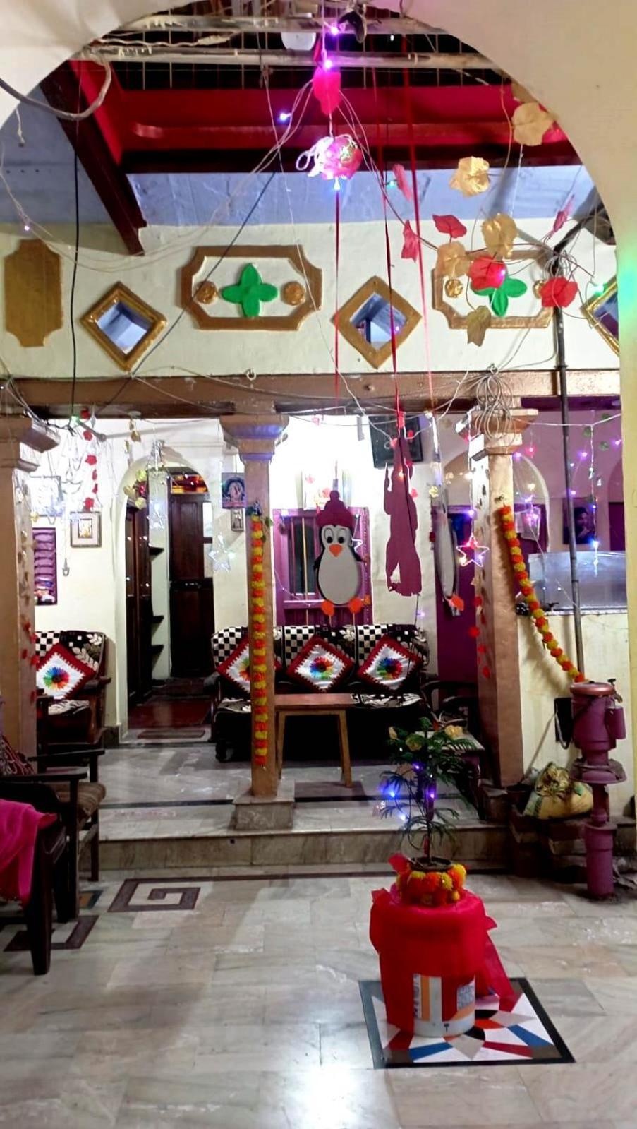 Tiwari Palace Modern Vision Guest House 바라나시 외부 사진